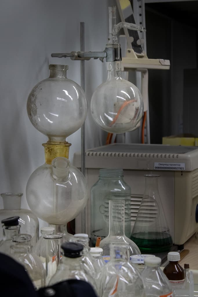 Laboratory glassware used for assay and chemical analysis