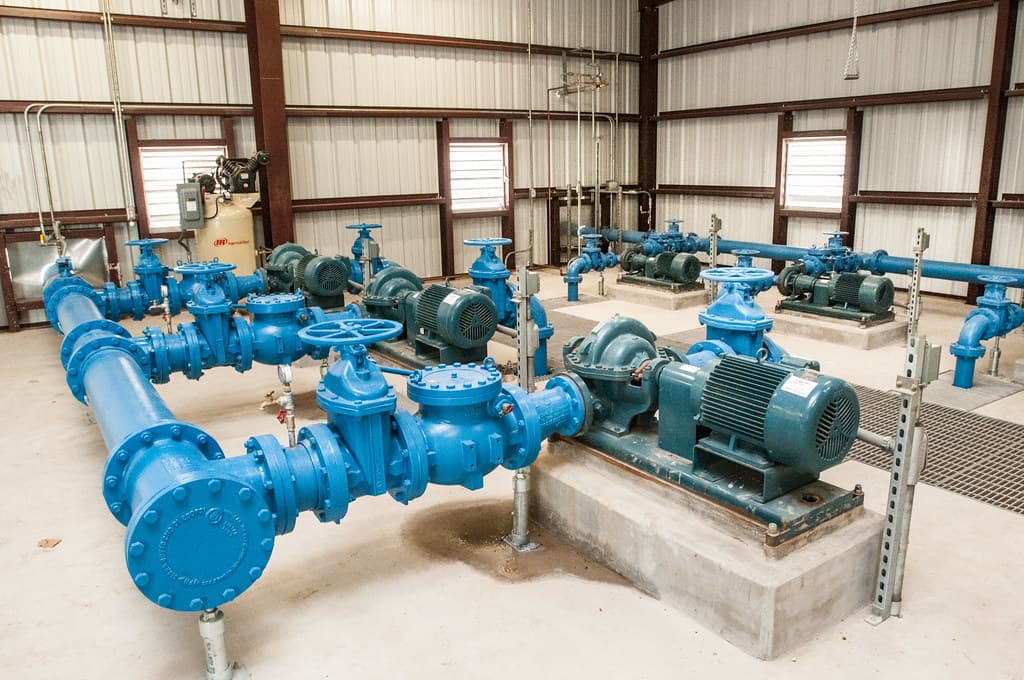 Industrial pump station with heavy-duty pumps